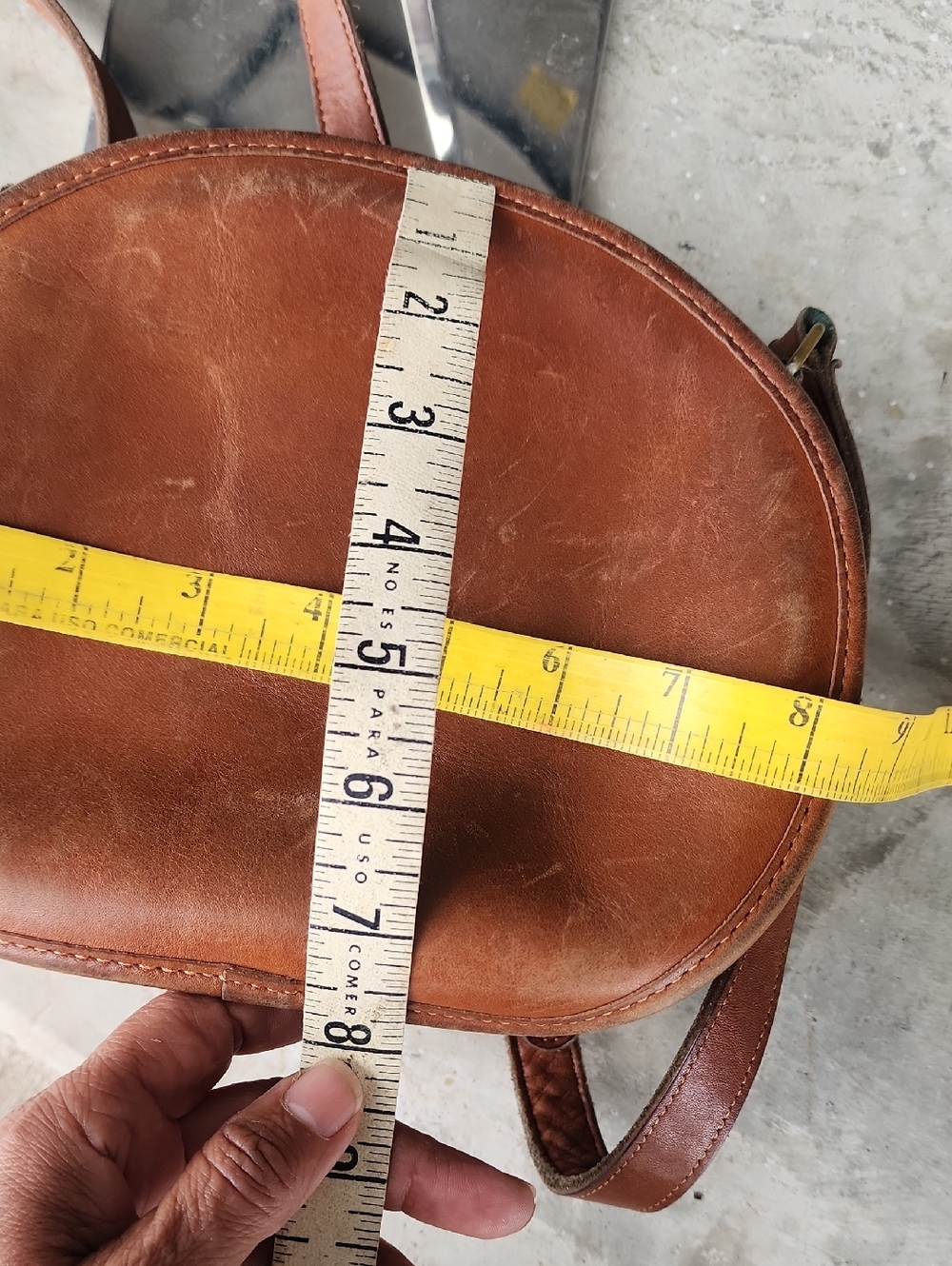 Coach Vintage Canteen Leather Tan Round Crossbody Bag - Picture 8 of 16